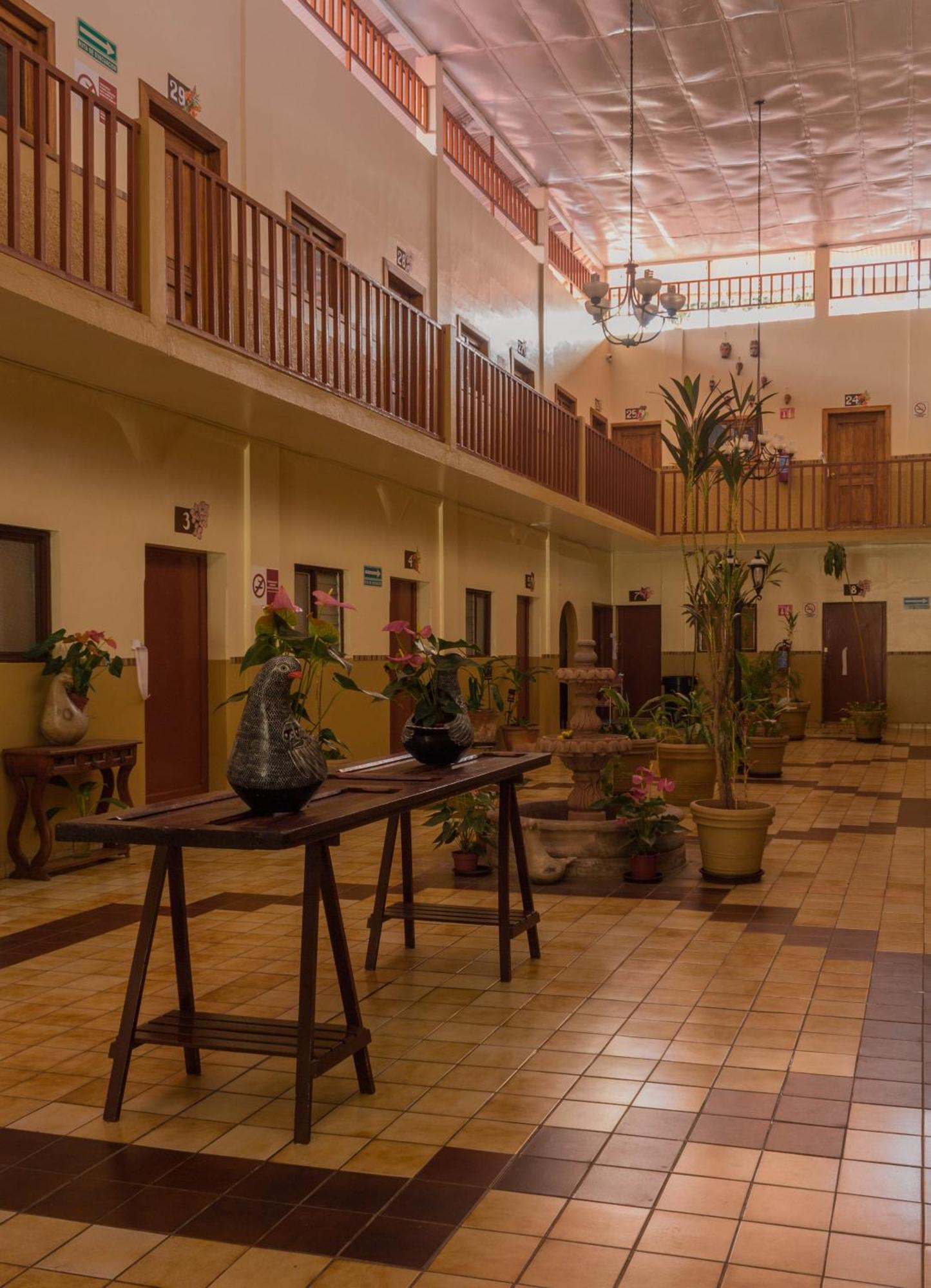 Hotel Cervantino タパチュラ エクステリア 写真
