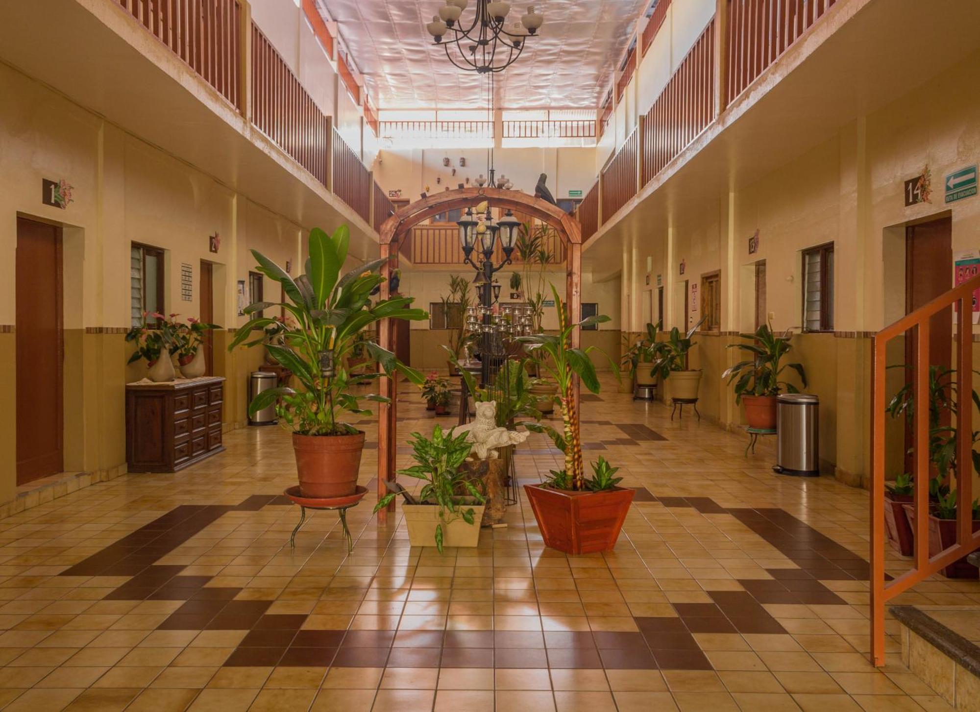 Hotel Cervantino タパチュラ エクステリア 写真