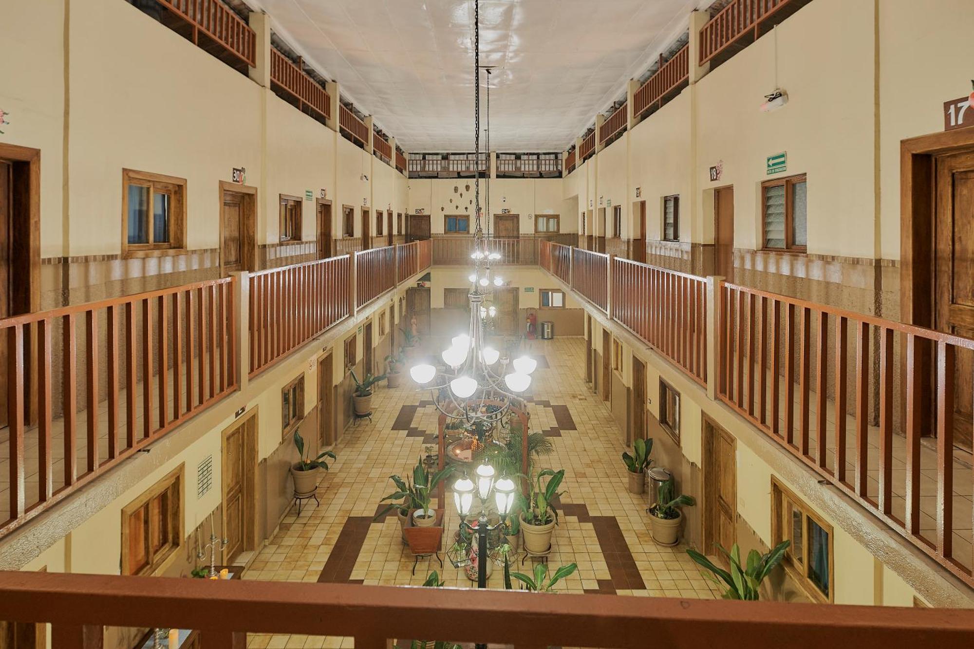 Hotel Cervantino タパチュラ エクステリア 写真