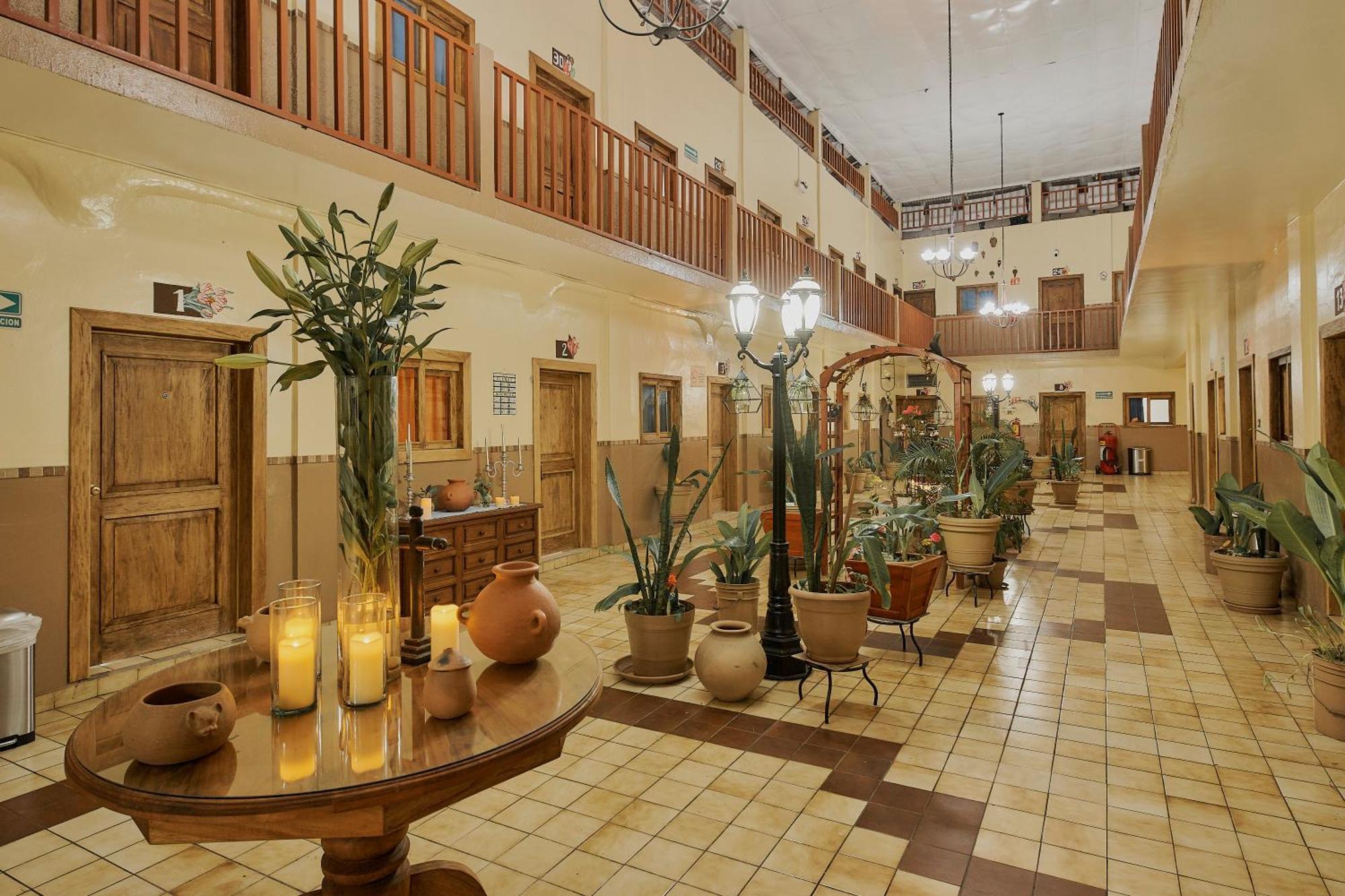 Hotel Cervantino タパチュラ エクステリア 写真