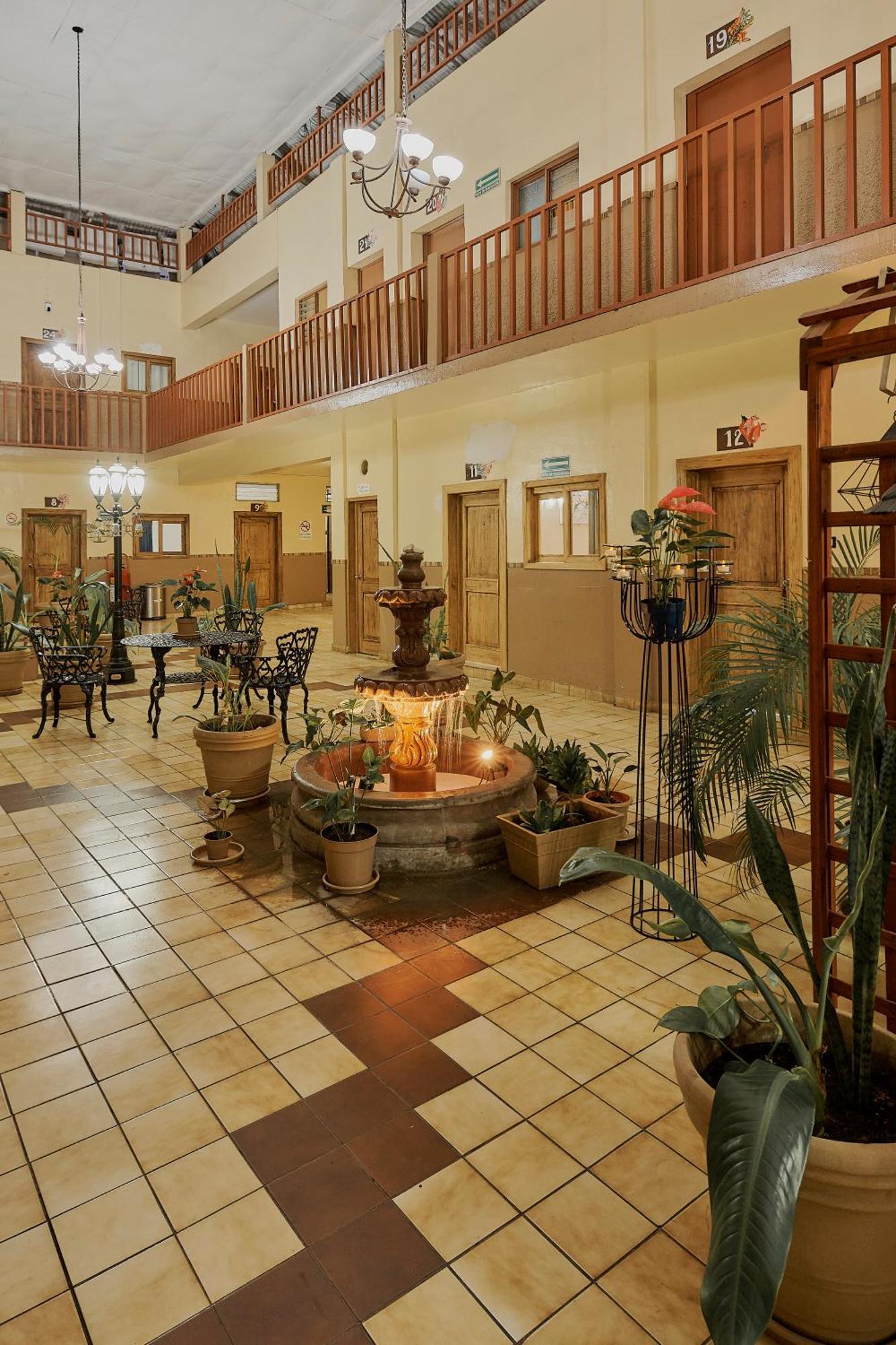 Hotel Cervantino タパチュラ エクステリア 写真