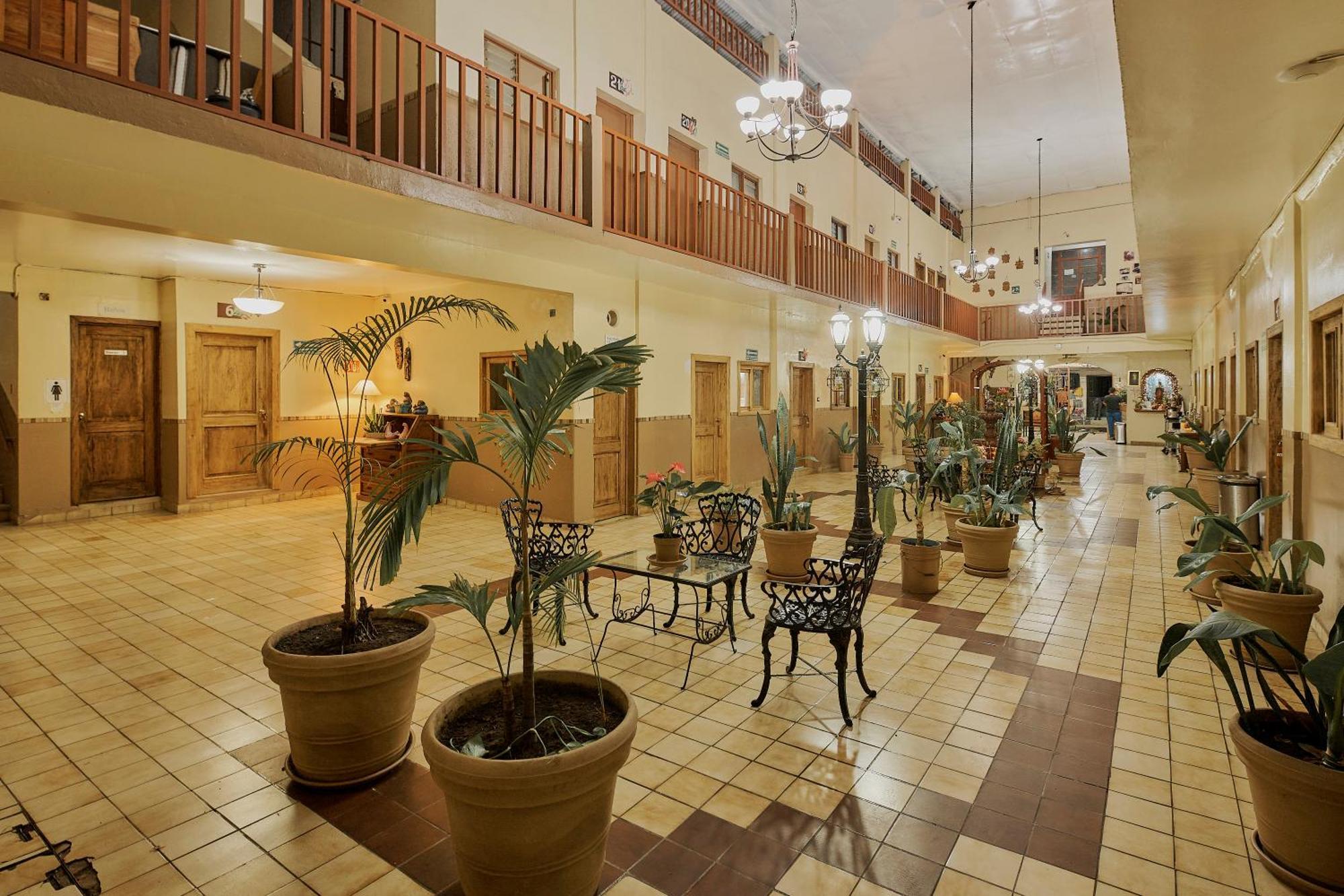 Hotel Cervantino タパチュラ エクステリア 写真