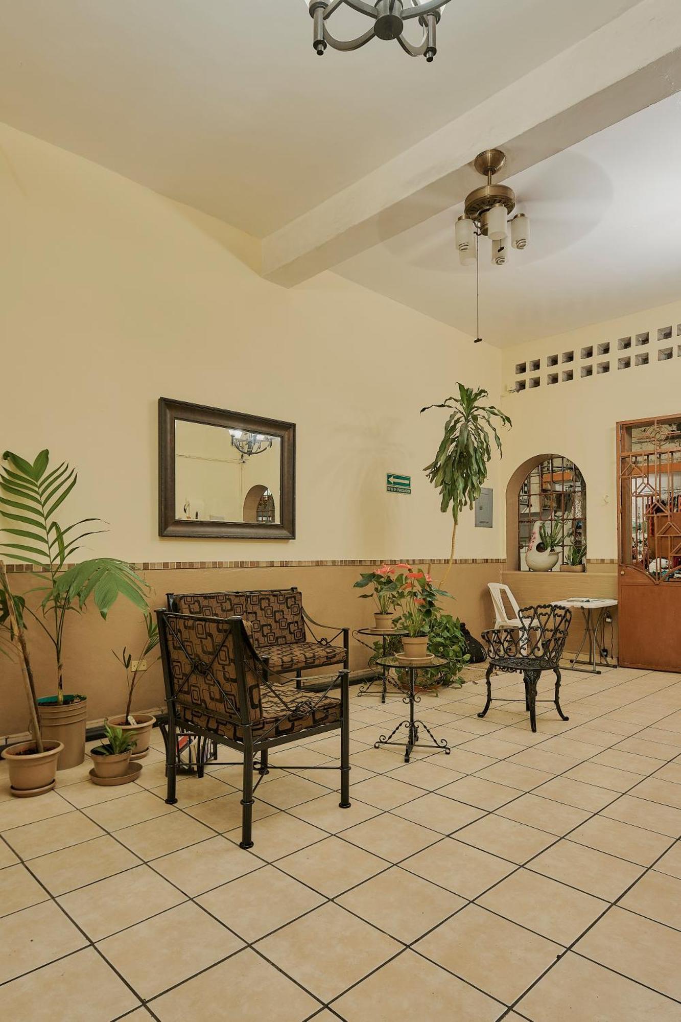 Hotel Cervantino タパチュラ エクステリア 写真