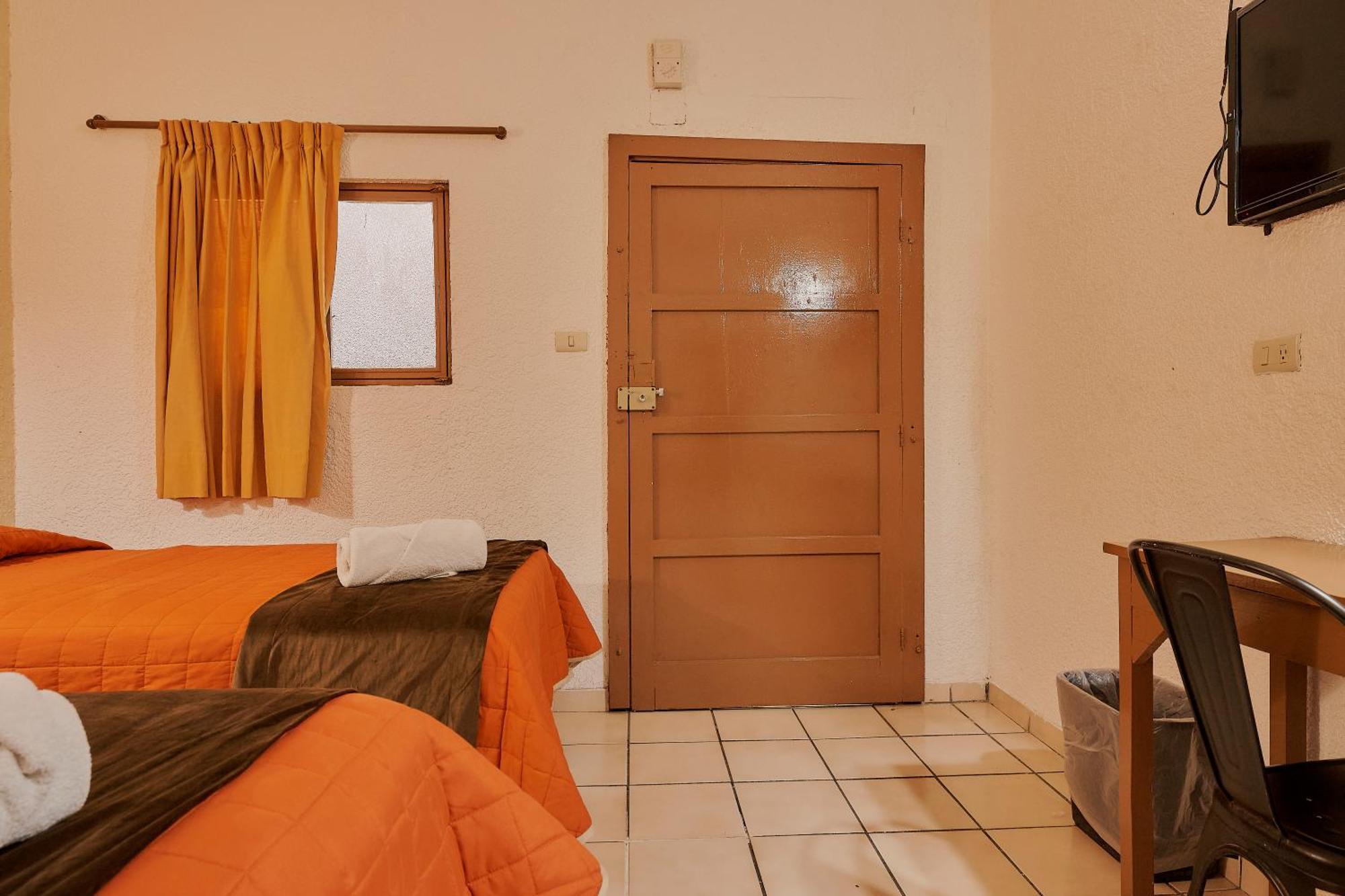 Hotel Cervantino タパチュラ エクステリア 写真